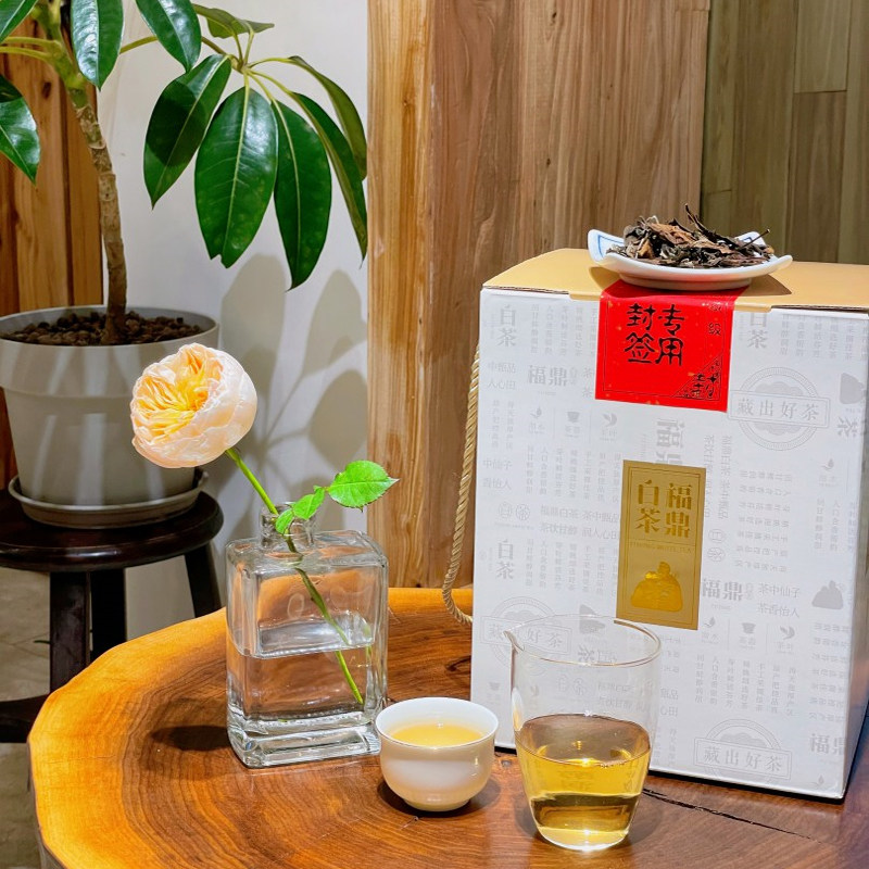 老侯爷福鼎白茶老白茶2020年紧压寿眉茶叶礼盒中秋送礼长辈大份量