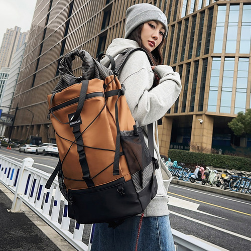 新款户外双肩背包登山徒步