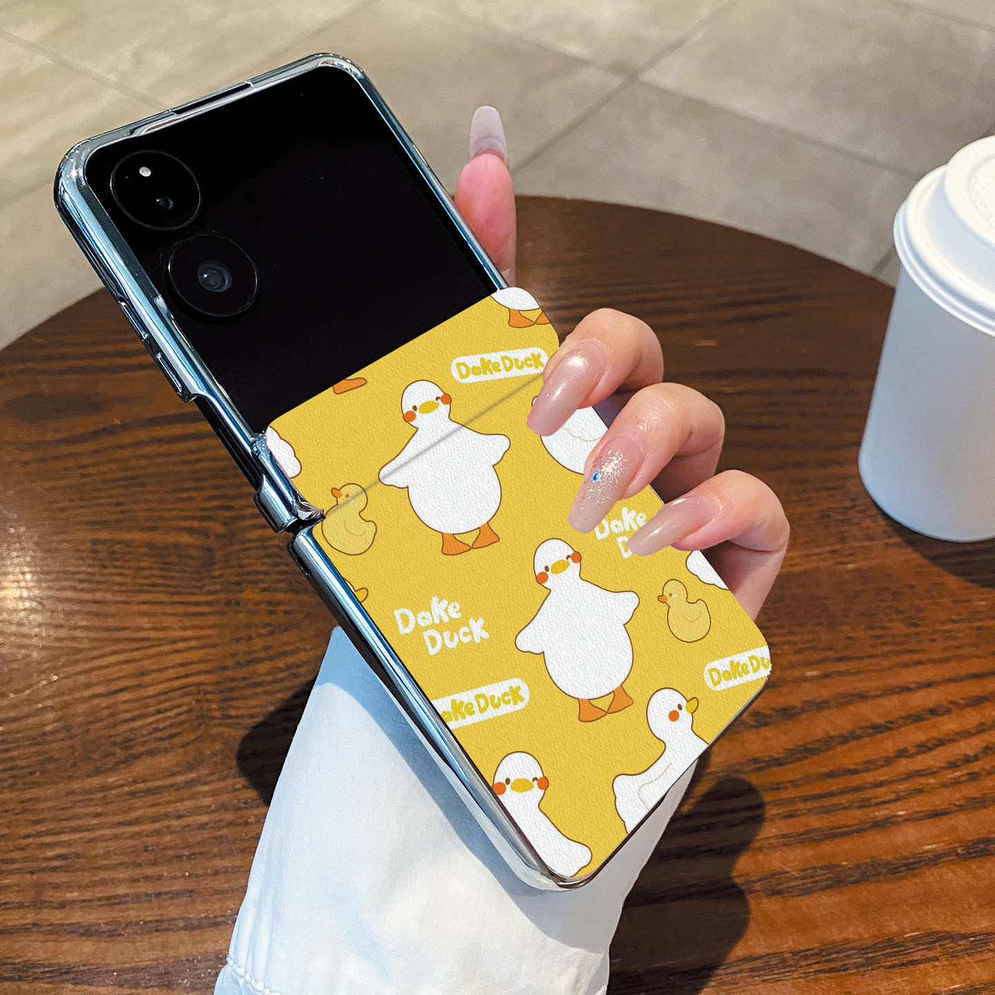 尾火虎适用于三星zflip7fe手机壳小黄鸭可爱趣味卡通小清新时
