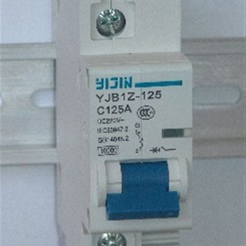 直流空气开关1P 125A 直流断路器小型 光伏空开 DC250V电动车过载