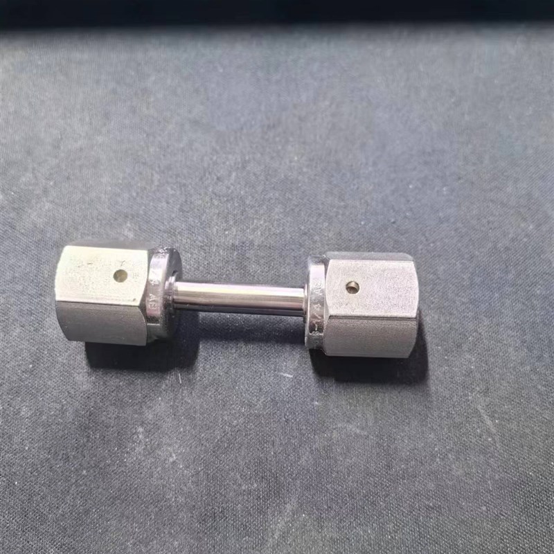 不锈钢316L超纯净接头VCR双母头1/4-6.35镀银螺母/母转母焊接一体