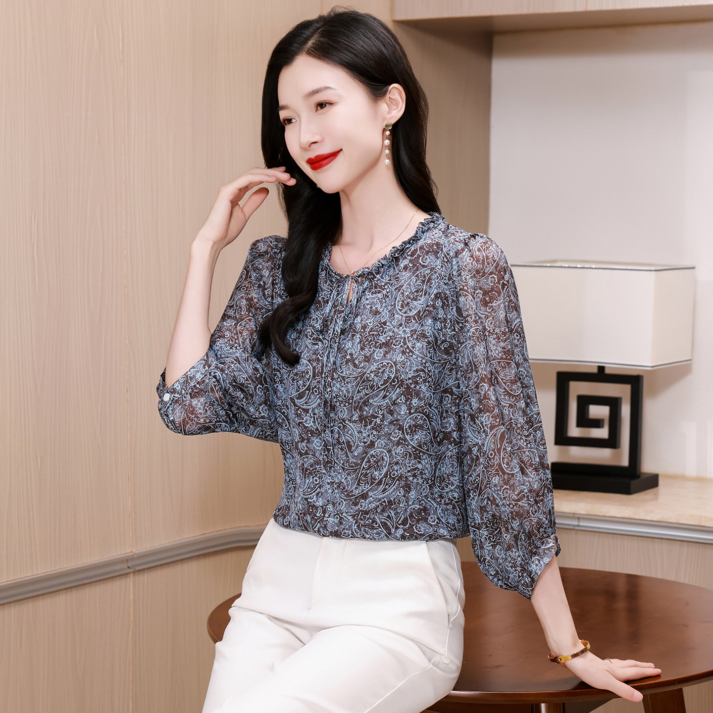高级感减龄双绉真丝上衣女2026夏季新款七分袖桑蚕丝系带妈妈衬衣