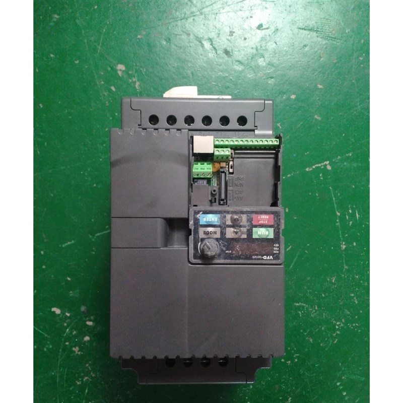 台达变频器E系列5.5kw ---380V