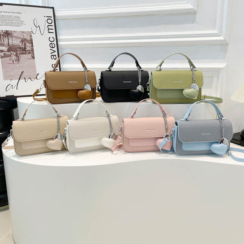 时尚手提小方包女包2025夏新款轻奢洋气单肩包通勤百搭斜挎包,箱包皮具/热销女包/男包,时尚帆布包,淘宝优惠券,粉丝福利购,淘宝优惠卷