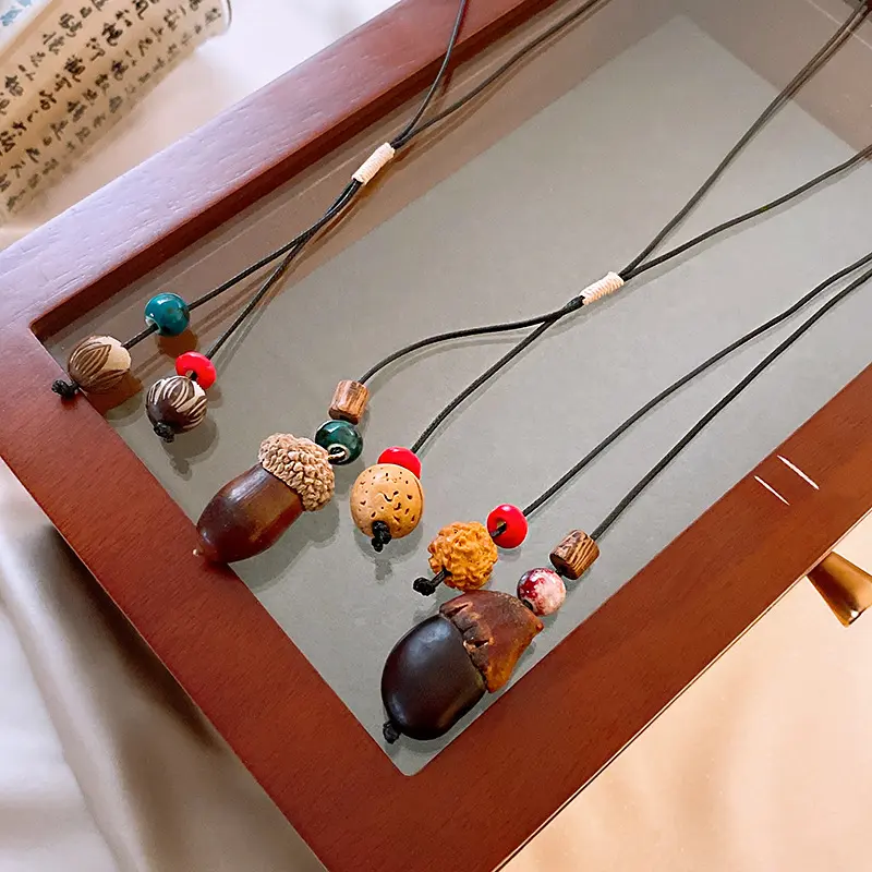 皮绳圆形核桃陶瓷人造木款项链小众设计感毛衣链新中式高级感项饰