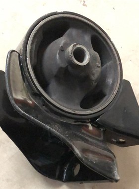 适用于现代途胜后机爪垫21930-2E300发动机机爪垫 发动机脚胶