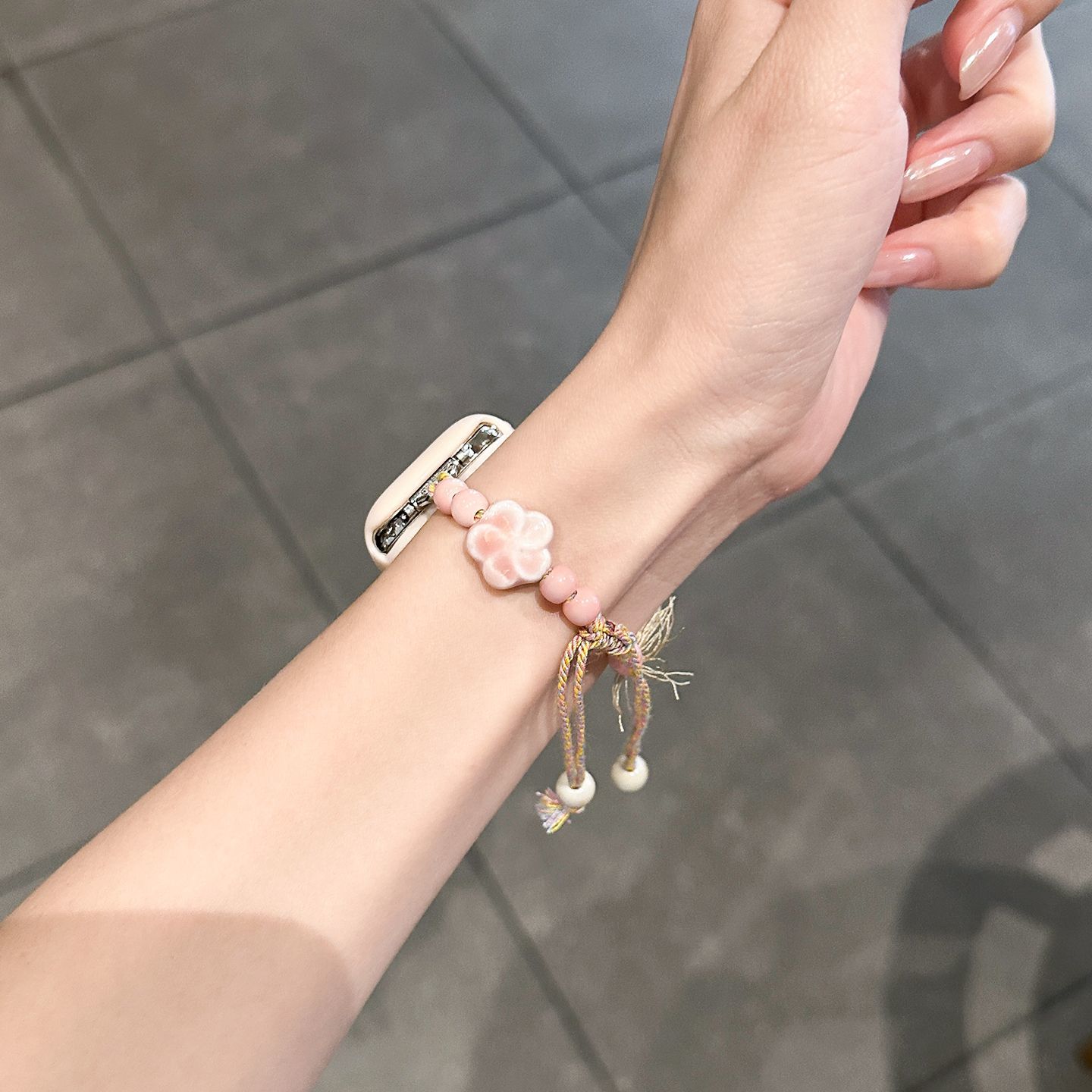 陶瓷KT猫适用iwatch S11表带applewatch S10苹果手表编绳夏季s9s8