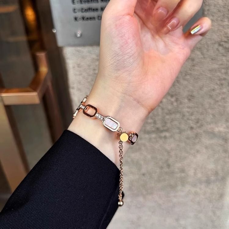 高级金属手镯贝壳s10华强北S9苹果iwatch8手表带表链男女新款适用