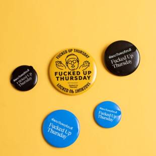 发达星期四 创意徽章纪念品