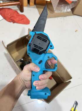 捡漏电锯，DIzy研究，义乌发，剩下都是蓝色瞭