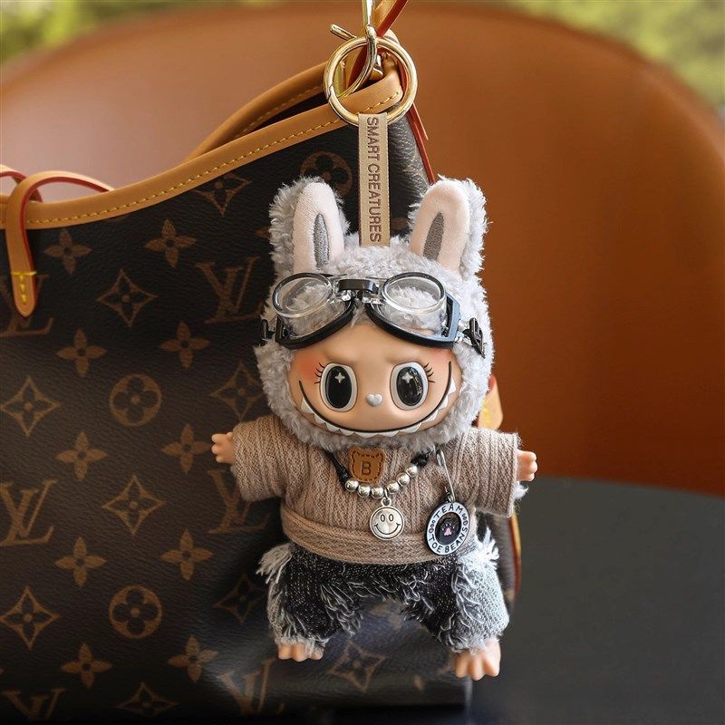 【公仔+衣服】国版布布包包挂件C可爱钥匙扣玩偶搪胶公仔挂饰礼物,模玩/动漫/周边/娃圈三坑/桌游,棉花娃娃/毛绒玩具娃衣,淘宝优惠券,粉丝福利购,淘宝优惠卷