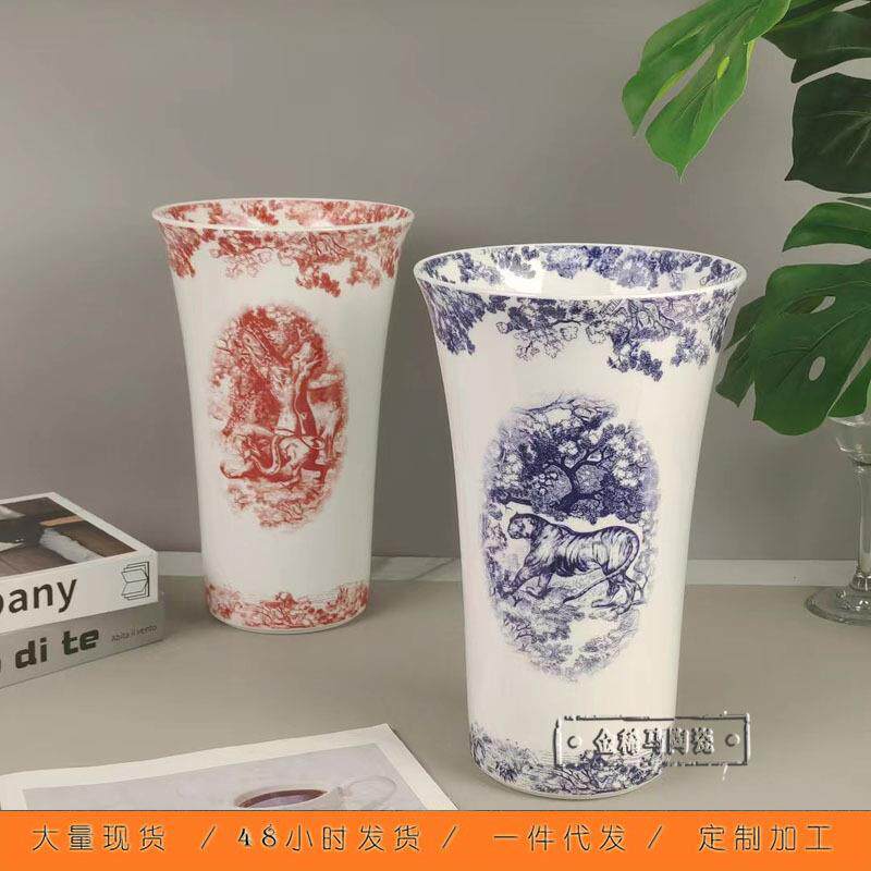 北欧家居装饰品陶瓷大口花瓶干花插花瓶老虎简约创意摆件白色客厅