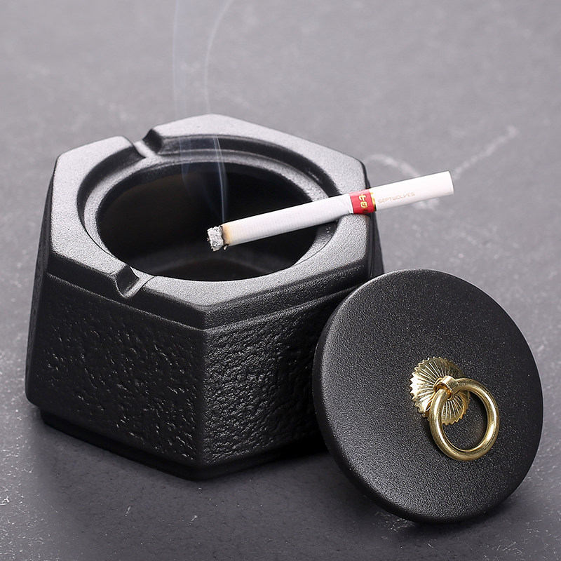 个性时尚中式复古家用客厅茶几大号烟灰缸带盖酒吧办公室装饰用品