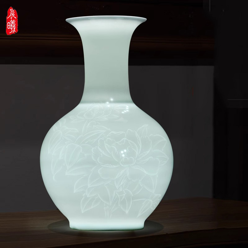 Lareey陶瓷器景德镇手绘薄胎花瓶摆件名人家居新中式客厅装饰酒柜