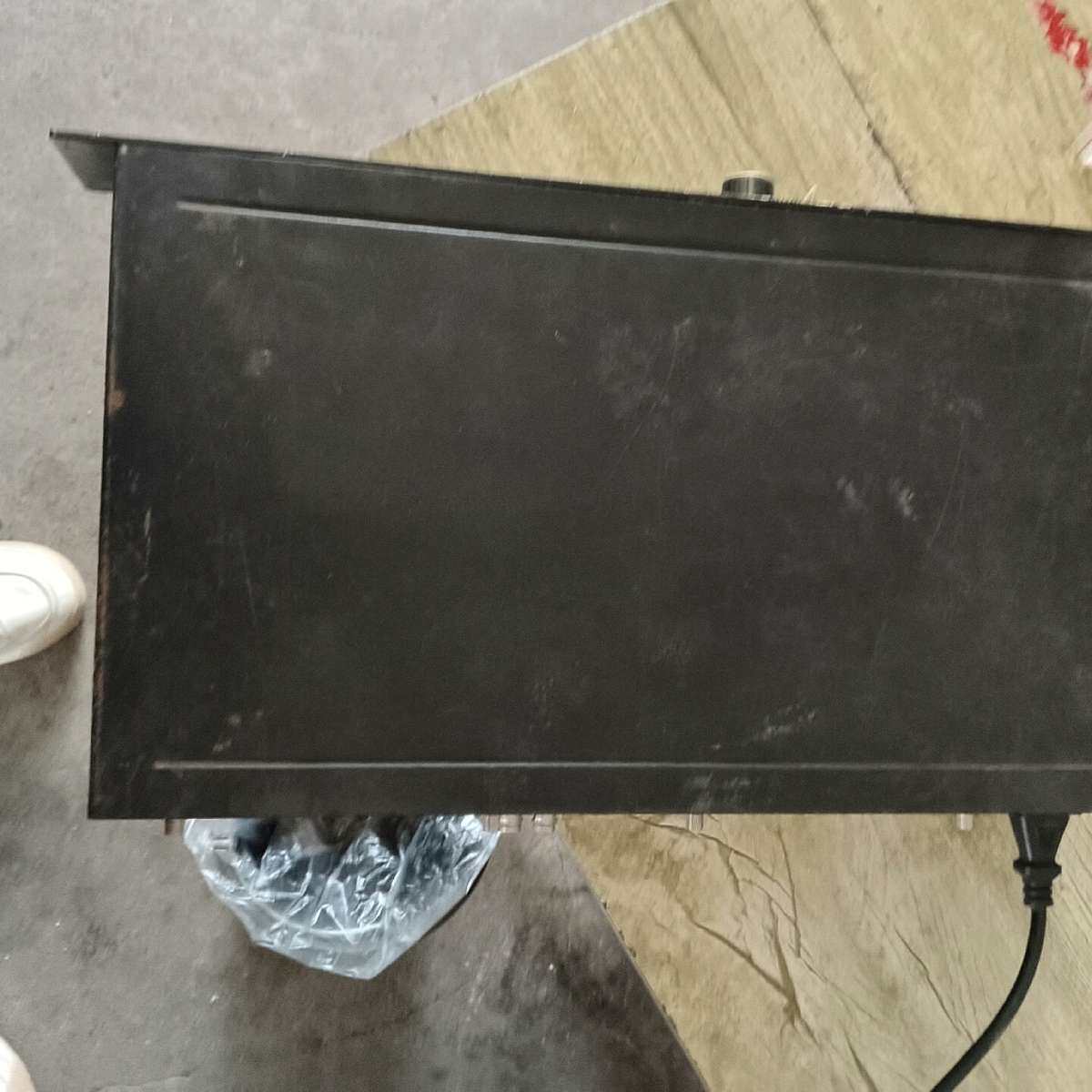 新视创视频图像处理器，插电就像图片上那样，要的联系议价