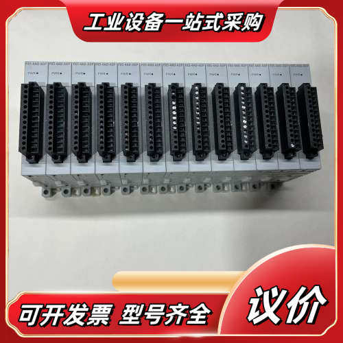 模块FX5-4AD-ADP,原装正品，成色如图，功能议价