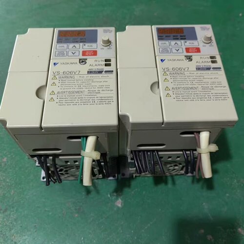安川VS-606V7变频器CIMR-V7AT42P2 2.2议价