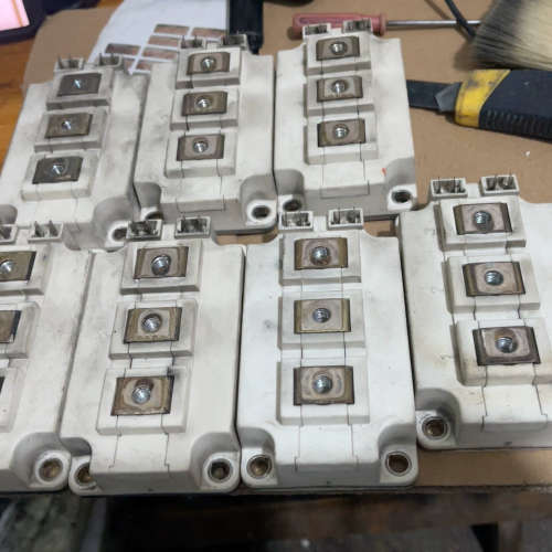 ff450r12ke4、原装上机。议价