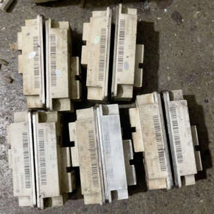 外壳有议价 原装 英飞凌FZ800R12KE3 IGBT模块