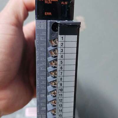 Q64AD2DA模拟量模块，功能正常，，有需要的议价