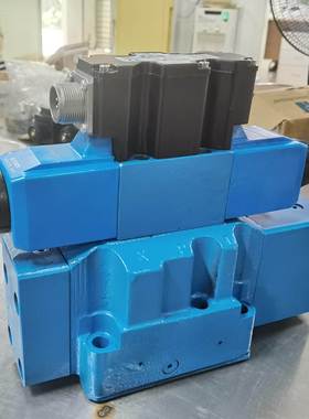 2798力士-乐比例阀4W2EM162X/150 SB12ET8315KDV