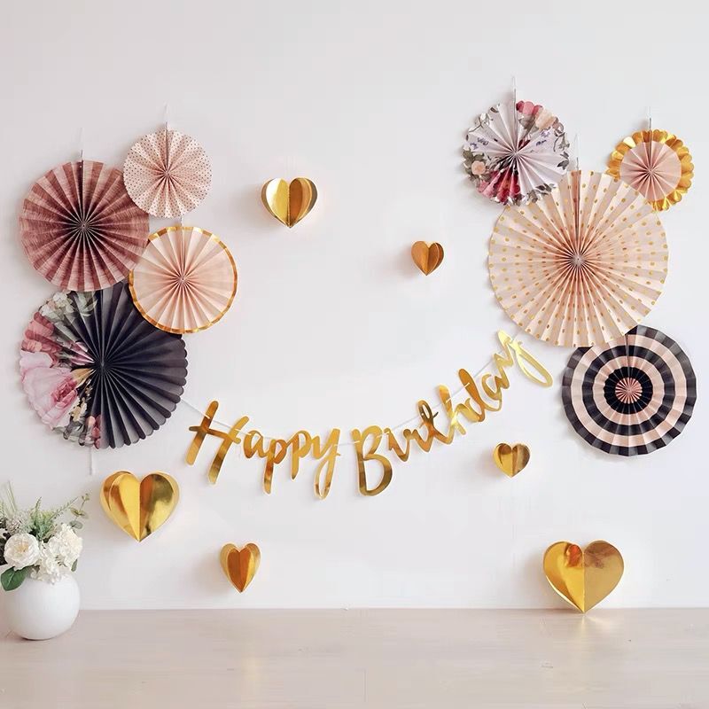 创意款挂饰婚庆生日派对装饰镜面3D立体爱心拉花节日气氛布置拉旗