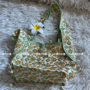 西双版纳傣族民族新款包包单肩斜挎包花边成人款纪念品少数民族