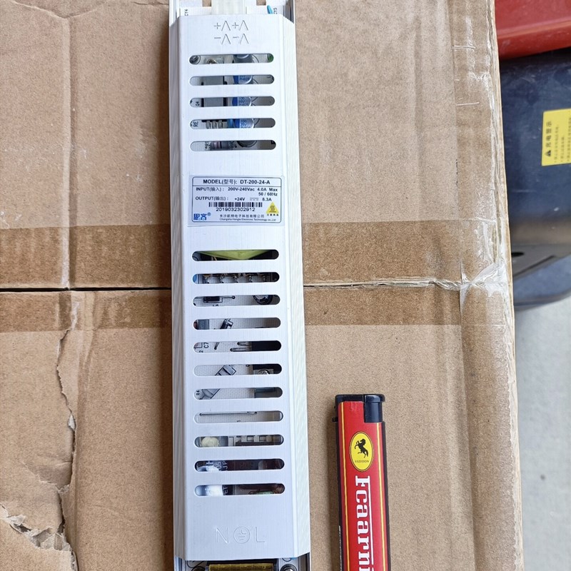 思齐电源长条灯箱24V8.3A 200W亮化DT-200-24-A原装正品插拔式