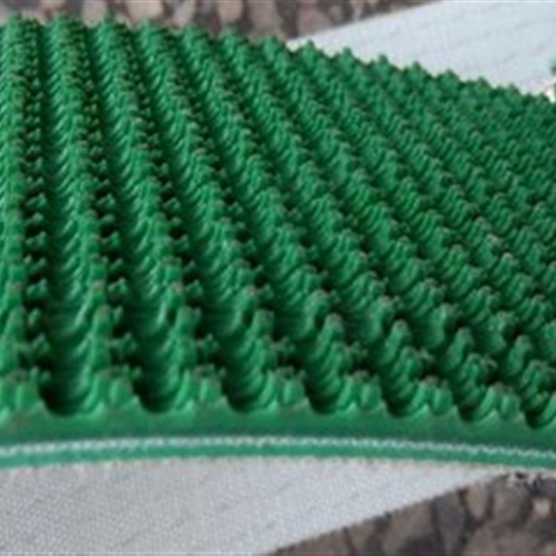 供应全自动封箱机打包机包装机用草型花纹输送带背面加筋条防跑偏