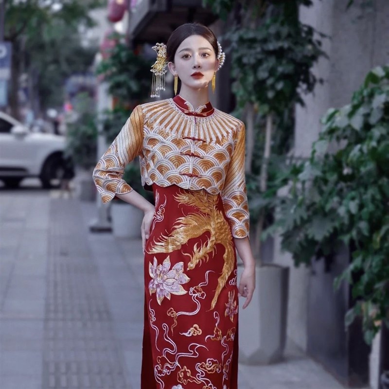 新中式头饰新娘秀禾服头饰龙凤褂凤钗发饰旗袍2024新款发簪高端
