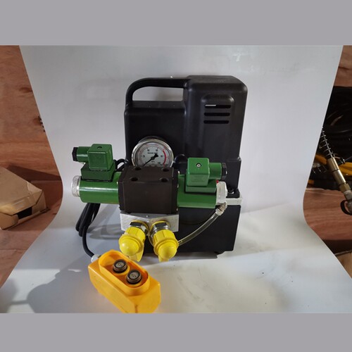 GYB-63 Double Action 700 Bar Electric Hydraulic Oil Pump