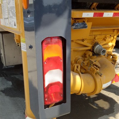 进口奔驰卡车泵车后尾灯奔驰新款MP4后尾灯总成Actros尾灯原厂件