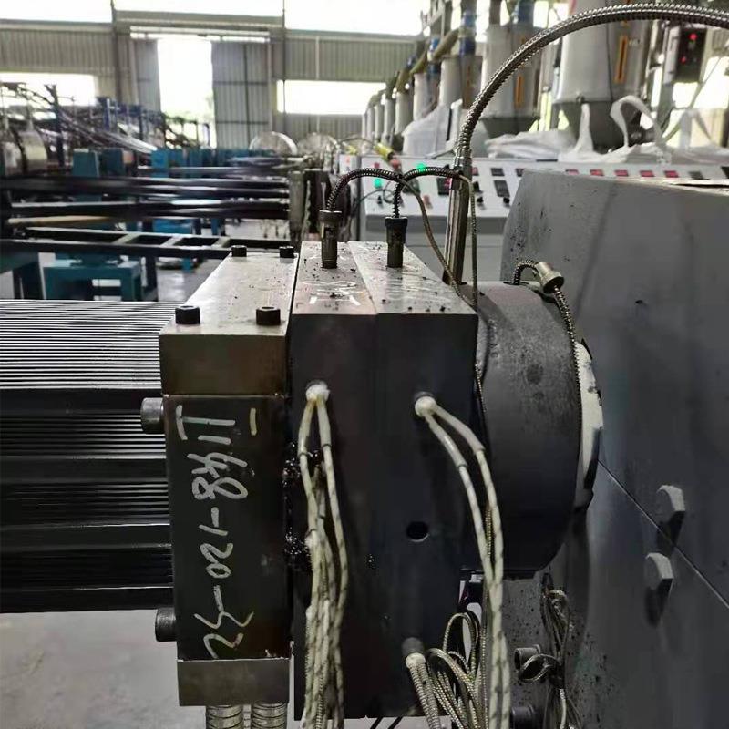 尼龙隔热胶条挤出机，铝合金门窗隔热条押出机——广东广州智造