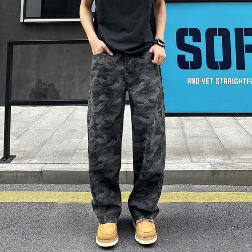 QUALCOMM潮流迷彩弯刀牛仔裤