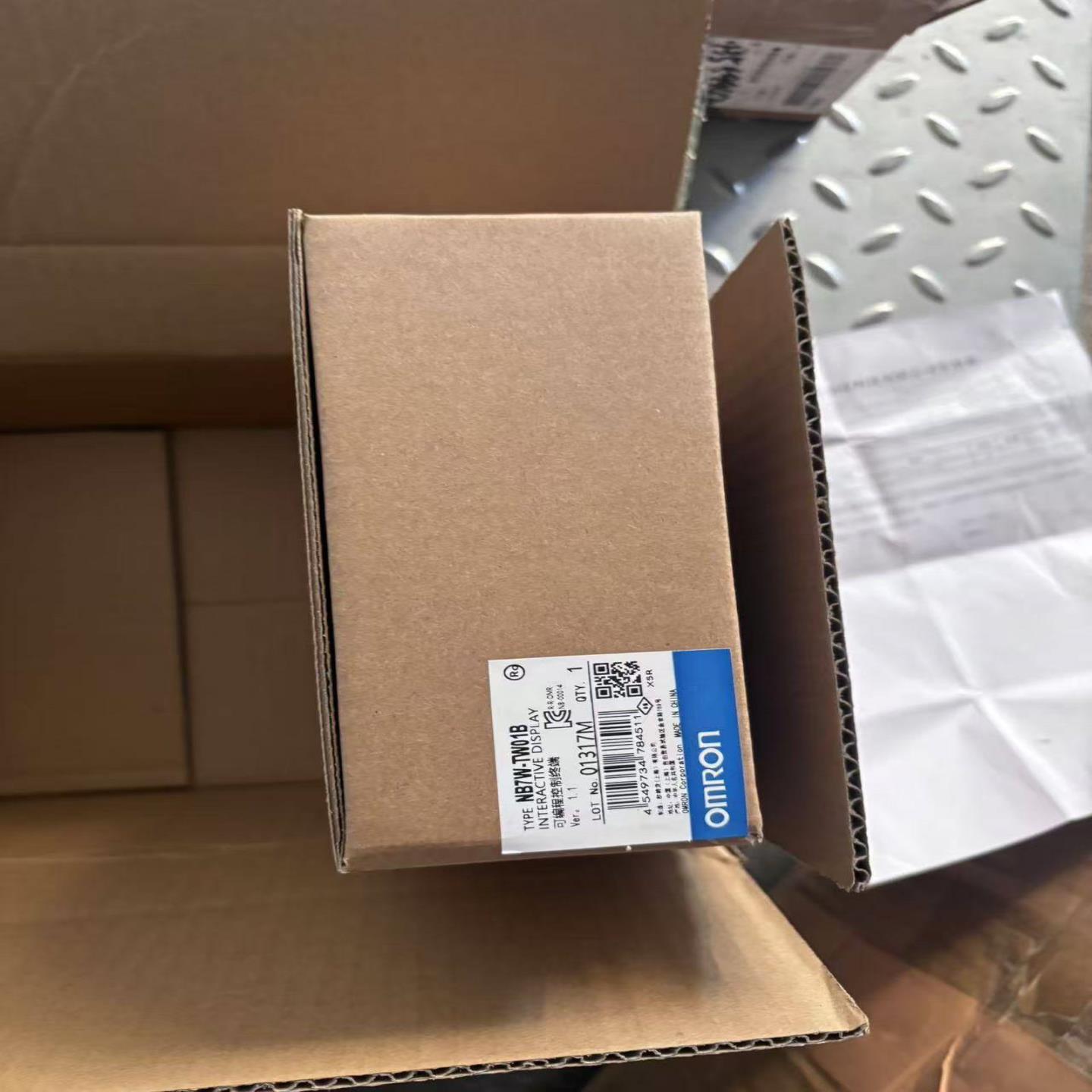 配件欧姆龙 OMRON触摸屏 NB7W-TW01BNB7W-TW11B全新原装议价