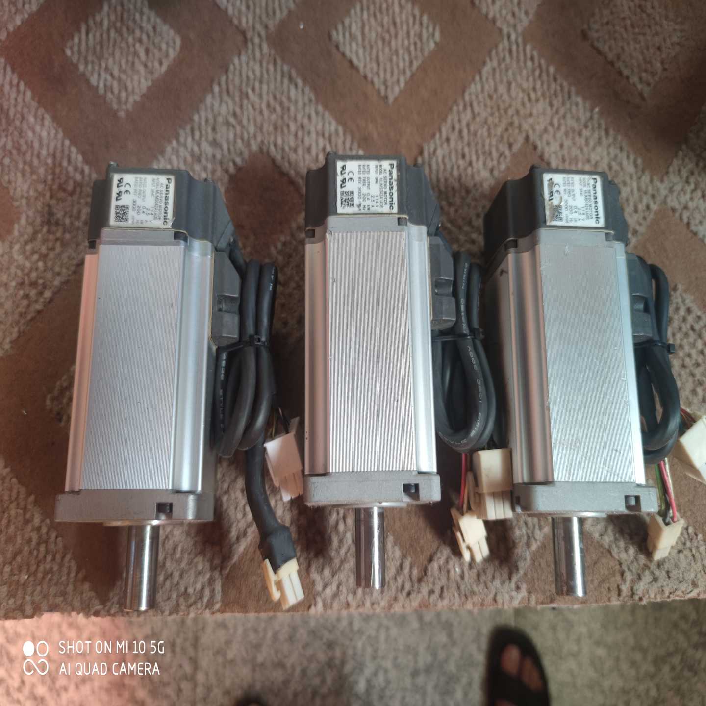 松下伺服A3400W电机:MUMS042A1A0S--议价商品