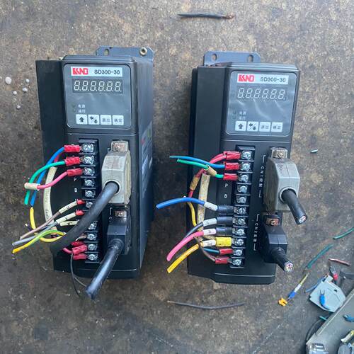 议价Cairn Servo Drive Sd30030 Original Disassembly Normal Fu