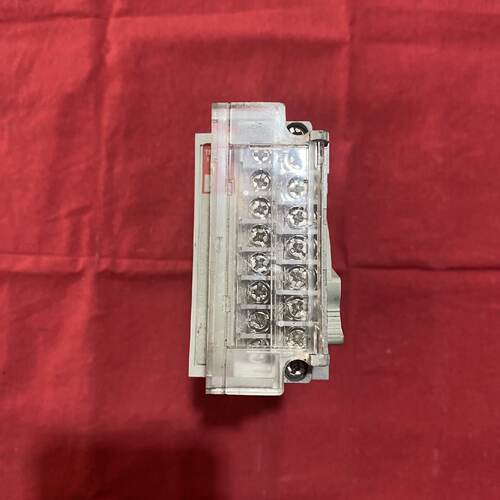 议价施耐德TSXDPZ10D2A可程式设计逻辑控制器模块plc模块
