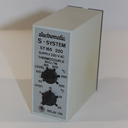Electromatic ST165 220VAC Temperature controller