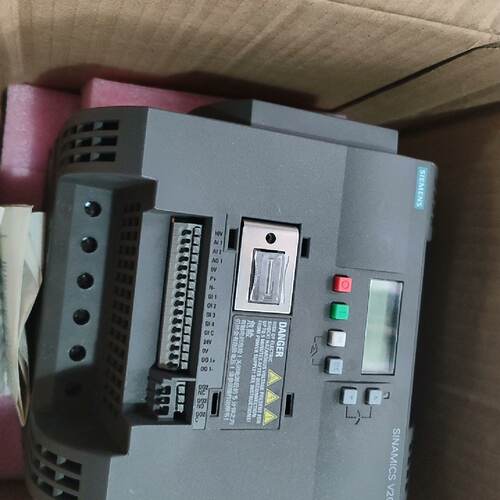 溢价-V206SL32105BB222AV0工业变频器