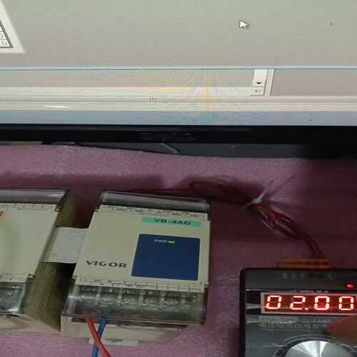 咨询-VB-4AD扩展模块，性能完功能都可以测试好，外观请参考实物