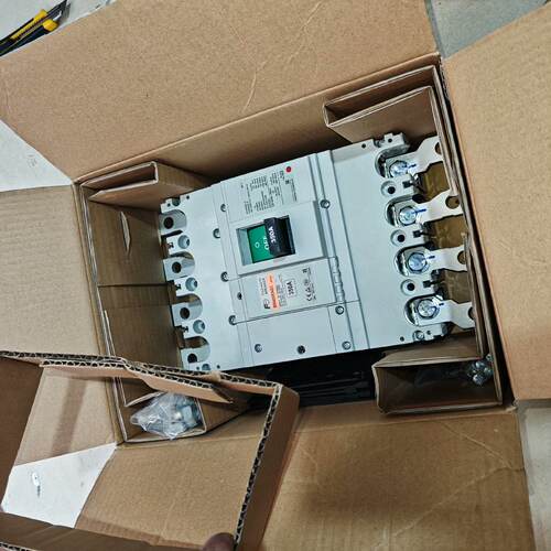 原装富士塑壳断路器BW400RAGC4P350A全新带包-议价