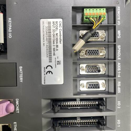 议价NC300AMIA系统带IO控制板一套开机正常议价
