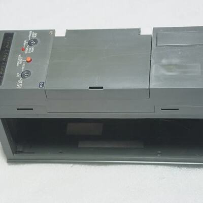 二手三菱A4UCPUA4UMCA128E控制器1件