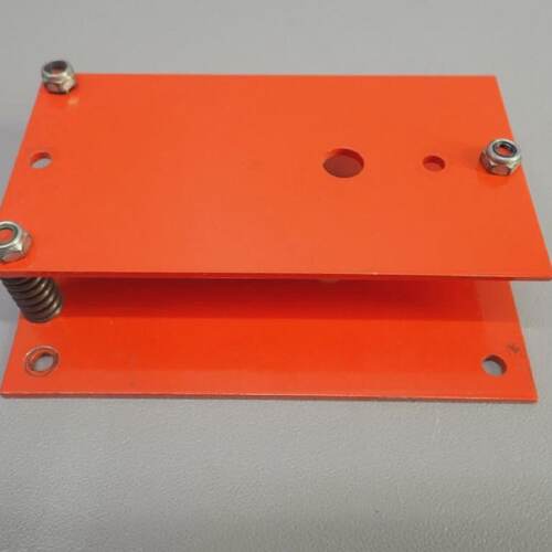 BT16  LEUZE  BT16  Support pour cellule type DDLS USED