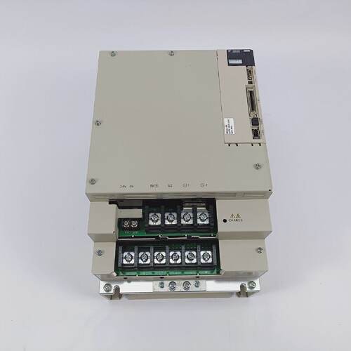 YASKAWA SGDV210D01A 076368 Servo Drive