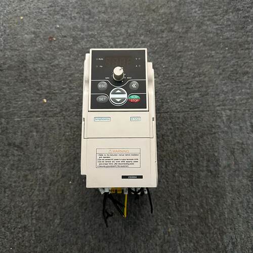询价/四方变频器E5502S0004单相220V功率1.1K