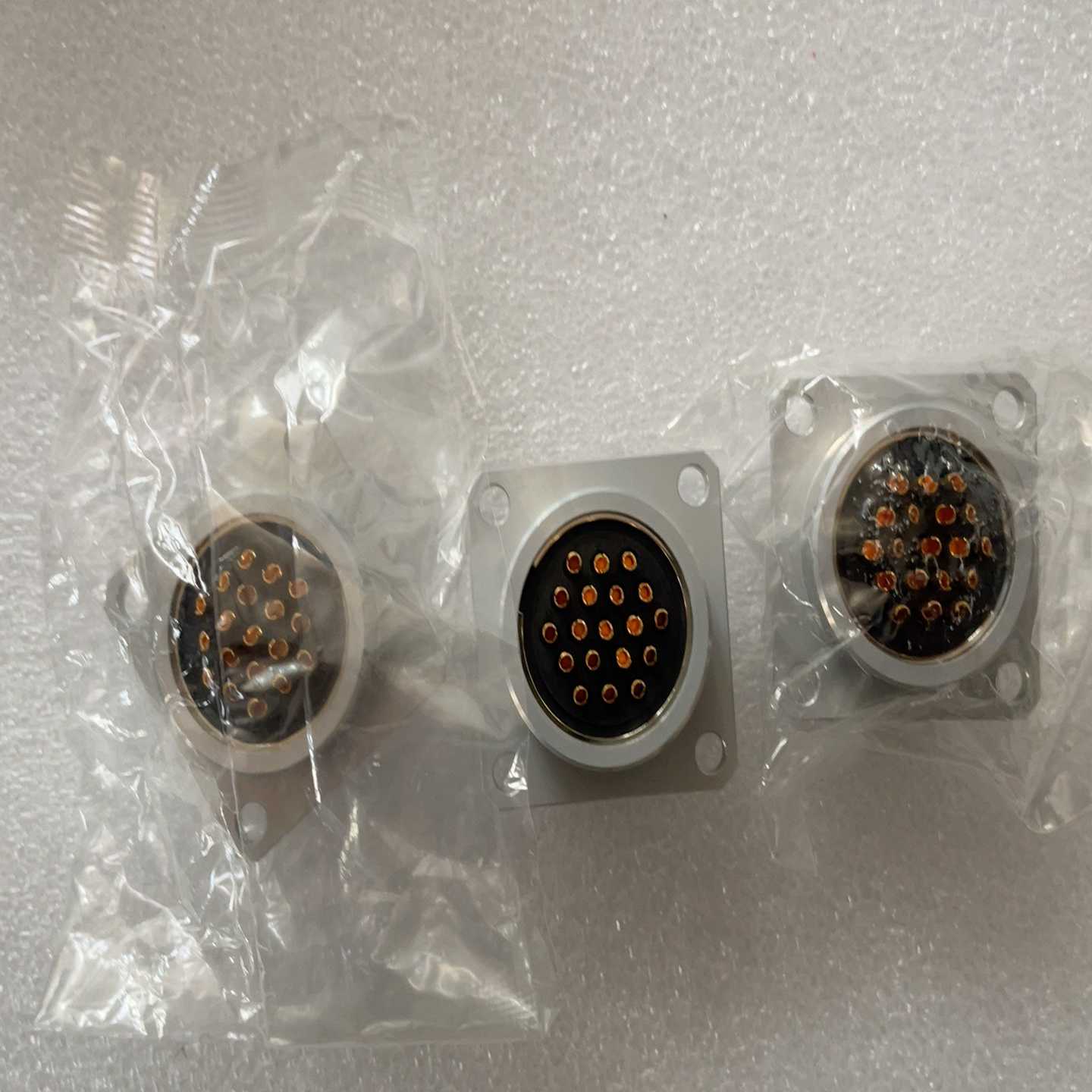 （议价）misumi面板安装插头（法兰型）PRC04,共3pcd