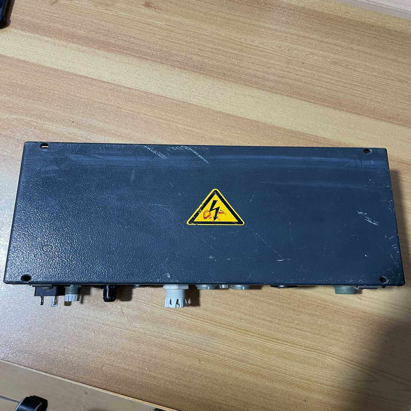 德国EL纠偏控制器DC0240RK4003，(亚飞商行）