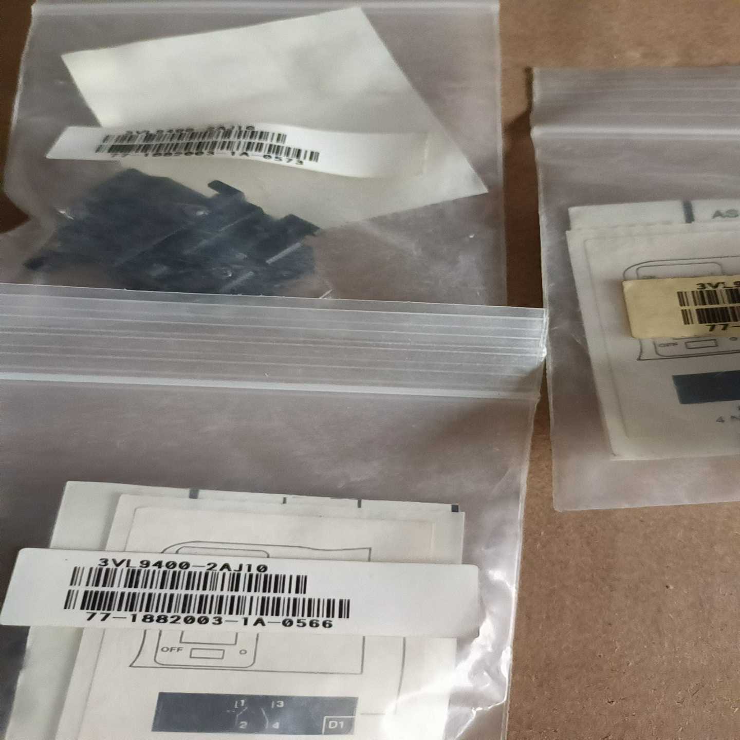 询价~ 3VL9400-2AJ10  4只，3VL940